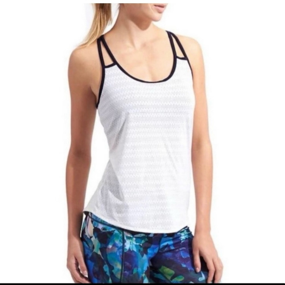 Athleta Full Force Tank Open Back Size Small